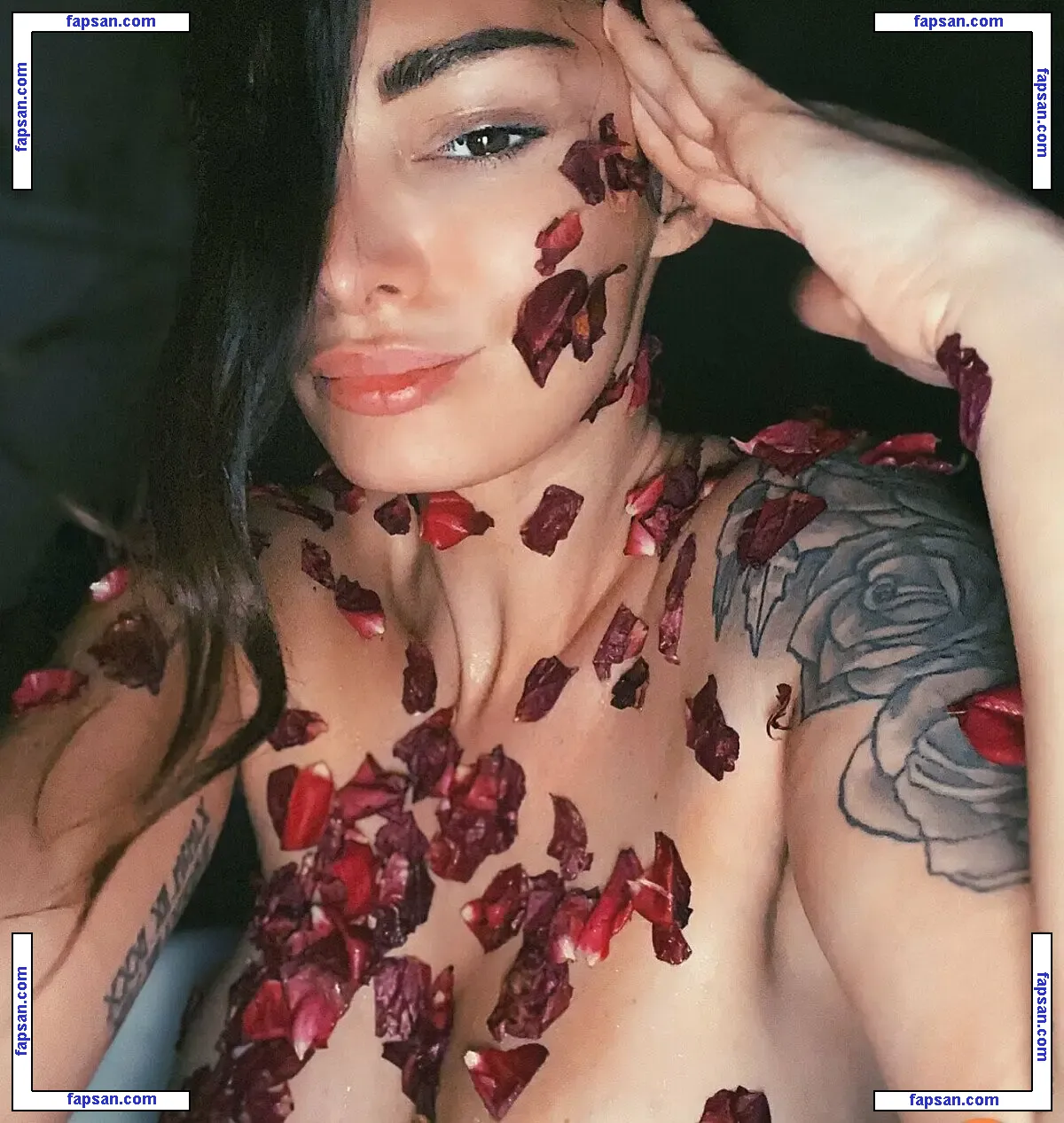 Emilie Nef Naf nude photo #0001 from OnlyFans