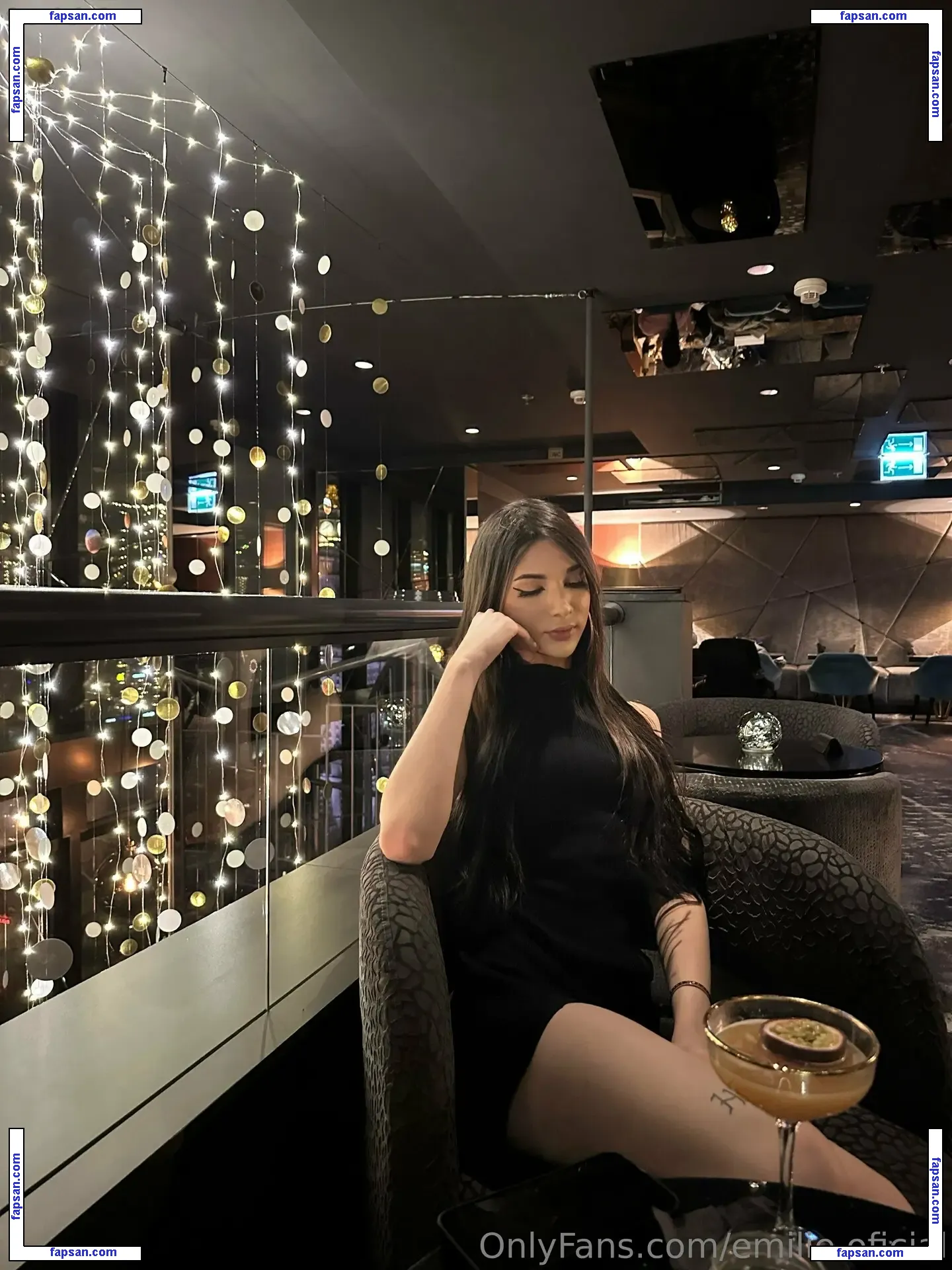 emilie.oficial nude photo #0030 from OnlyFans