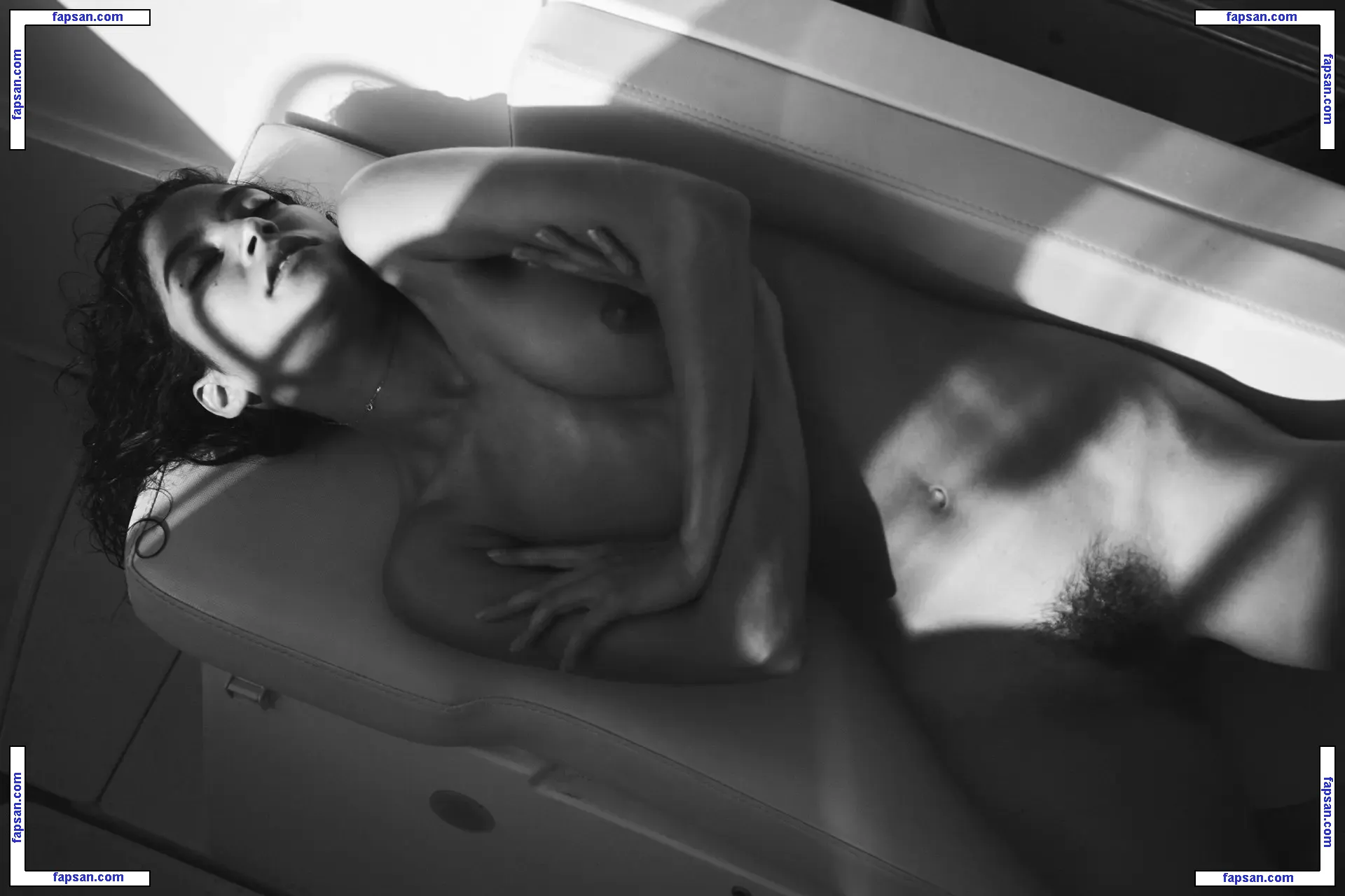 Emilie Payet nude photo #0010 from OnlyFans