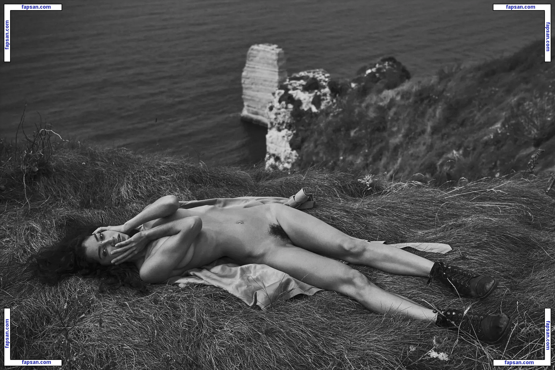 Emilie Payet nude photo #0022 from OnlyFans