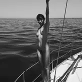 Emilie Payet голая #0012