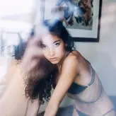 Emilie Payet голая #0038