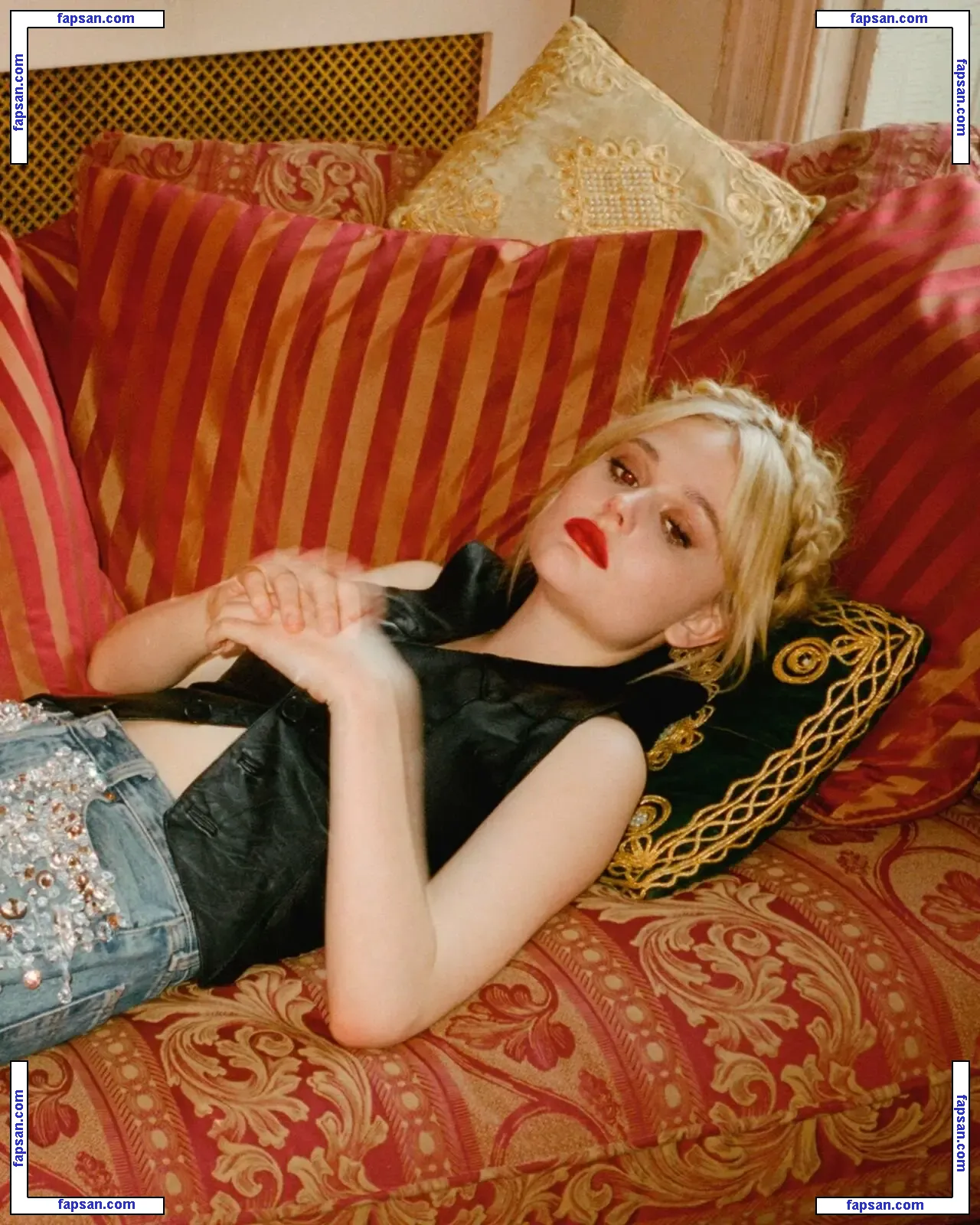 Emily Alyn Lind nude photo #0126 from OnlyFans