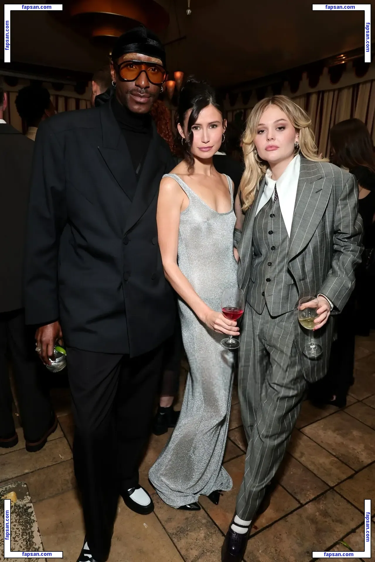 Emily Alyn Lind голая фото #0162 с Онлифанс