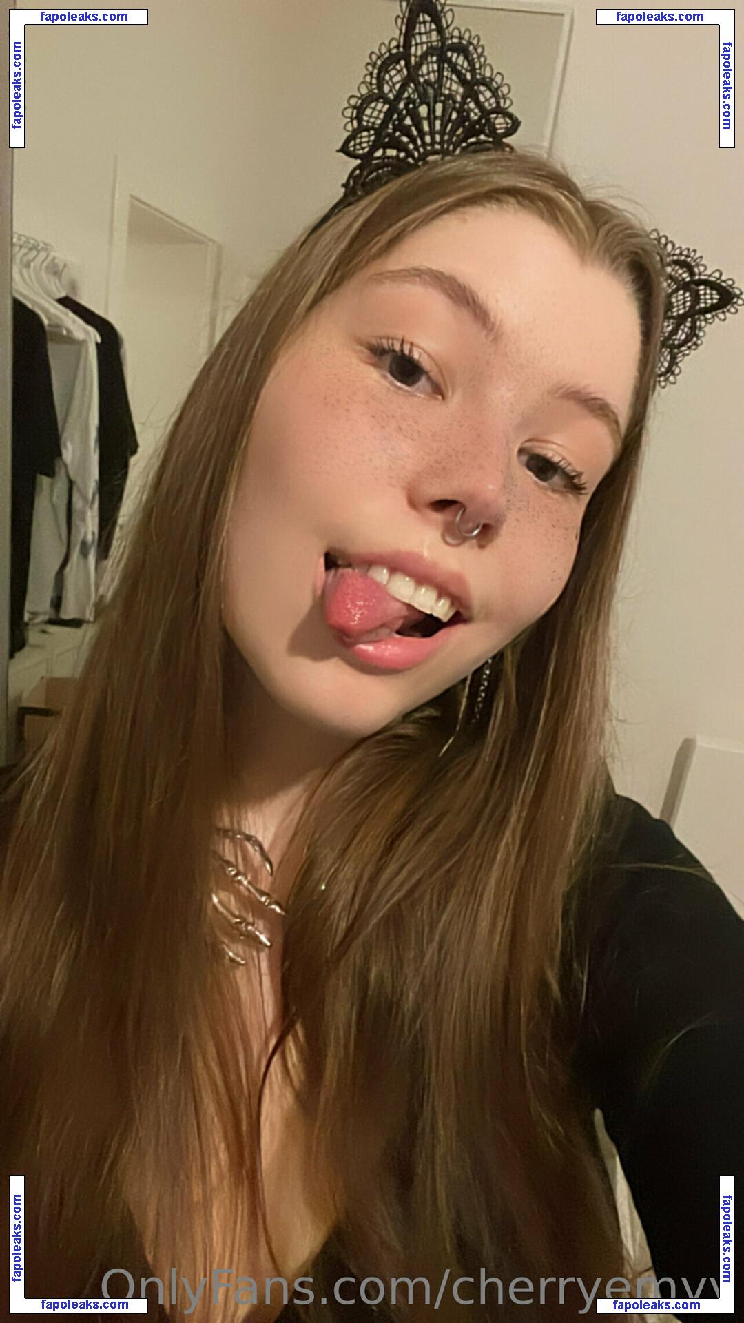 Emily Asmr / cherryemyy / emilysmilla nude photo #0014 from OnlyFans