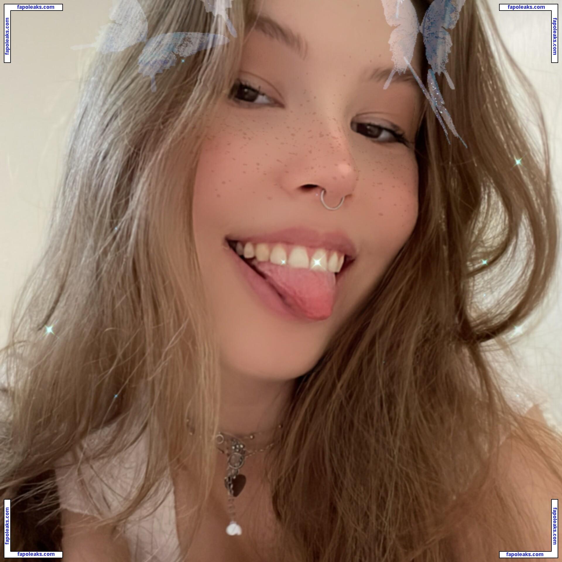 Emily Asmr / emily.asmr / emilyfoxglove nude photo #0022 from OnlyFans