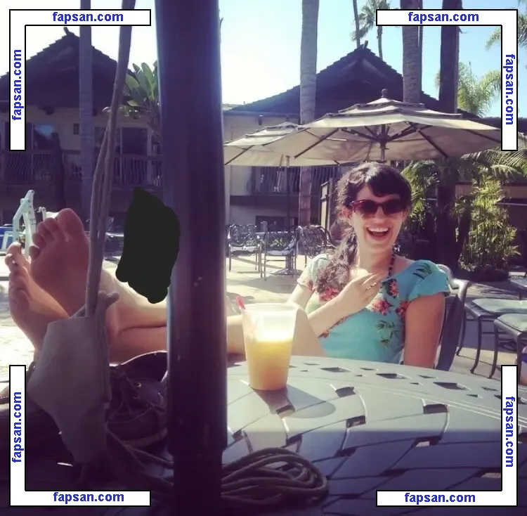 Emily Axford nude photo #0003 from OnlyFans