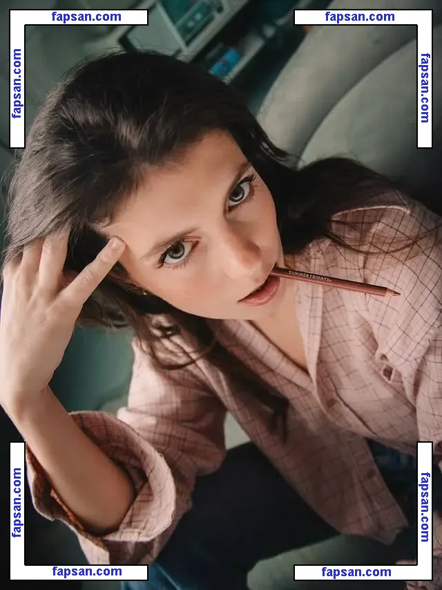 Emily Bader nude photo #0011 from OnlyFans