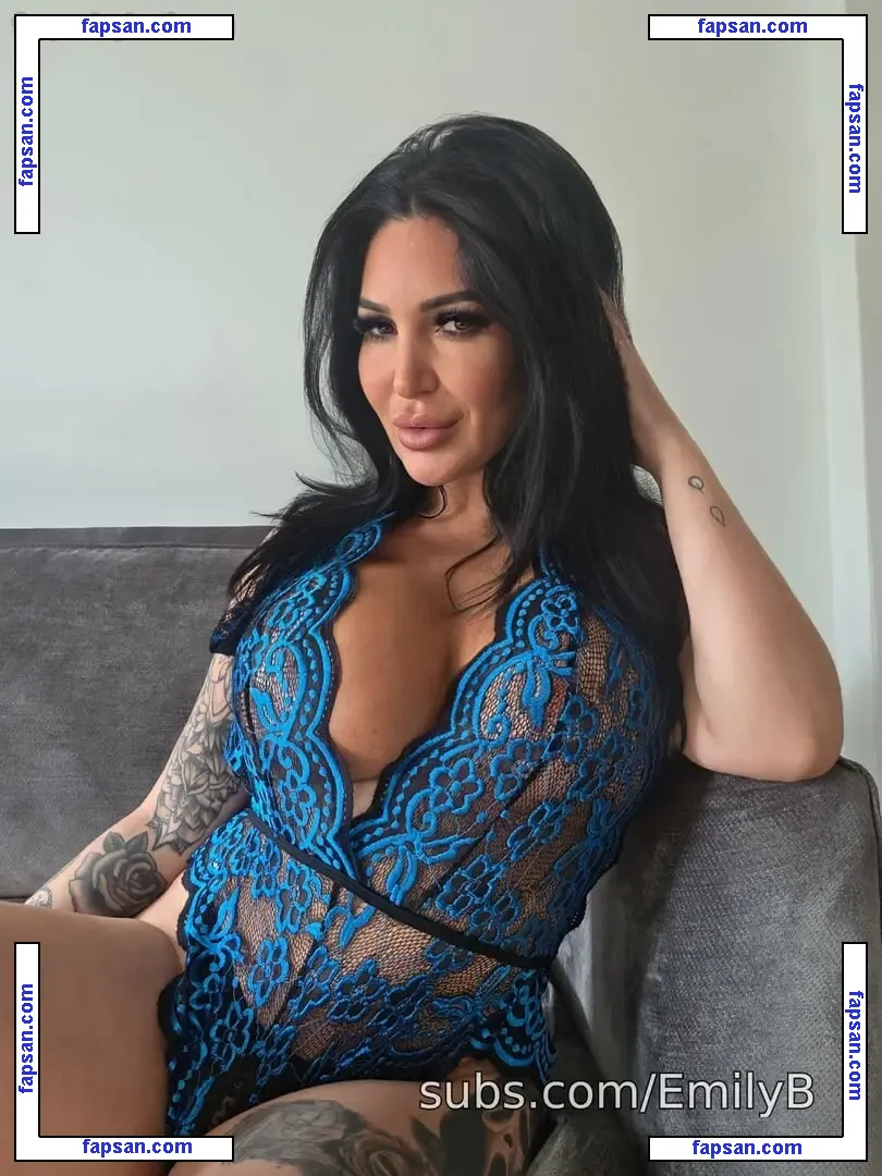 Emily Banfield голая фото #0008 с Онлифанс