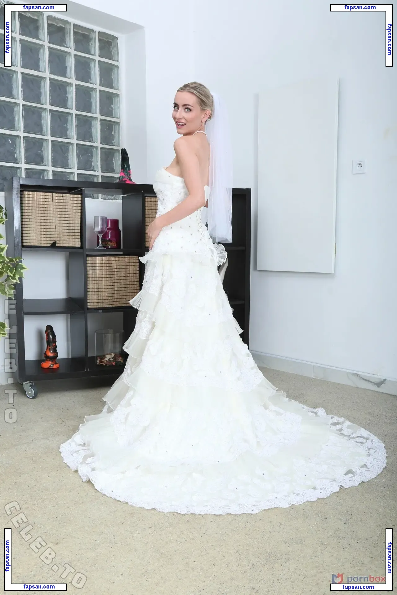 Emily Belle nude photo #0039 from OnlyFans