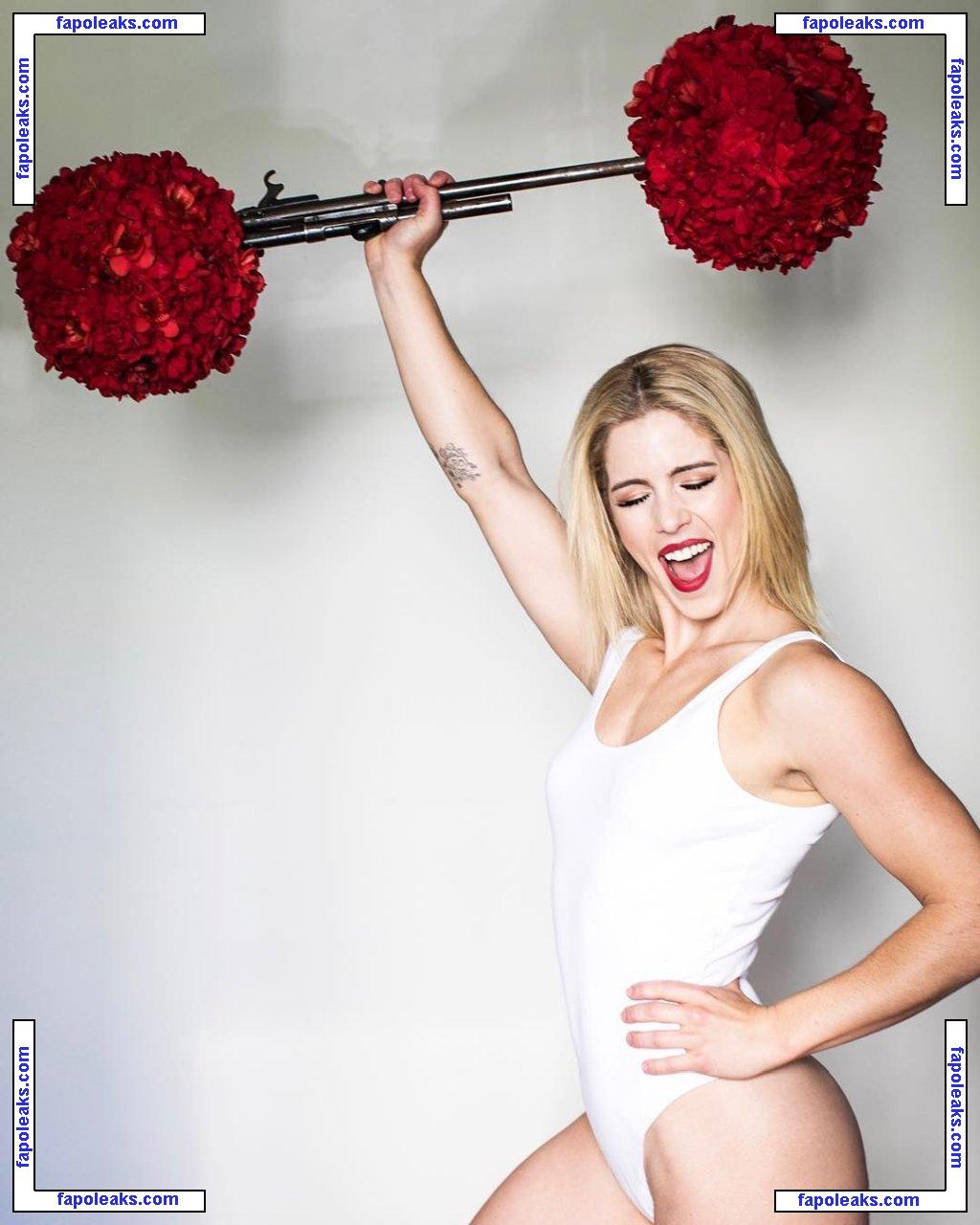 Emily Bett Rickards / emilybett голая фото #0004 с Онлифанс