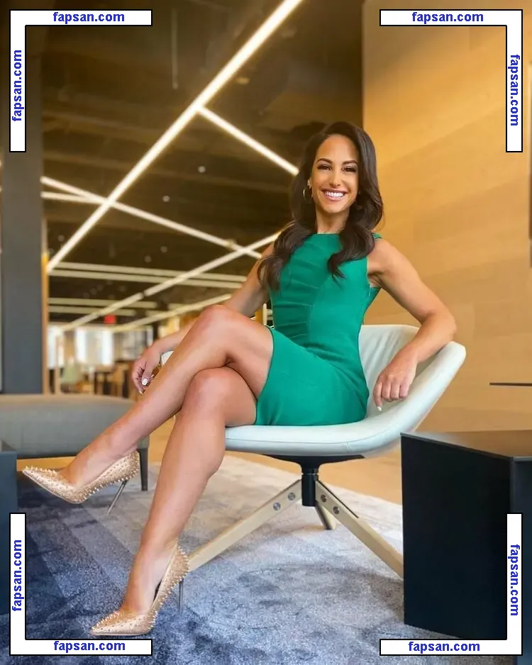 Emily Compagno голая фото #0012 с Онлифанс