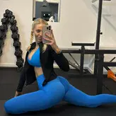 Emily Godsell голая #0002