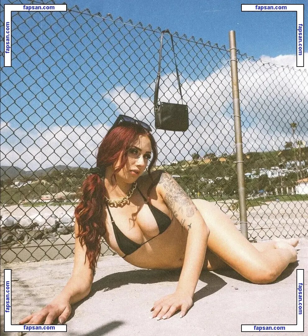 emily.icx nude photo #0010 from OnlyFans