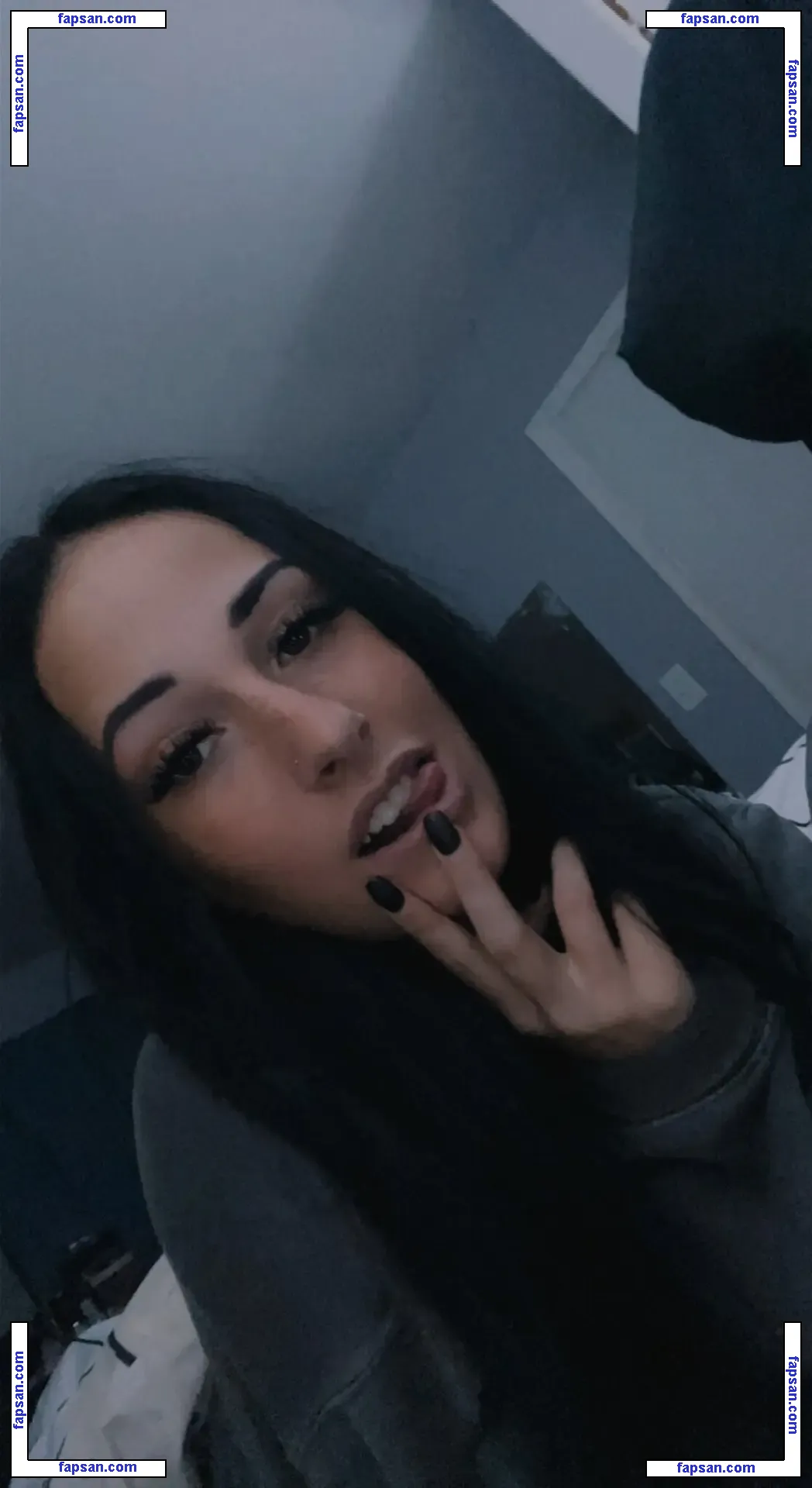 Emily Jaye nude photo #0002 from OnlyFans