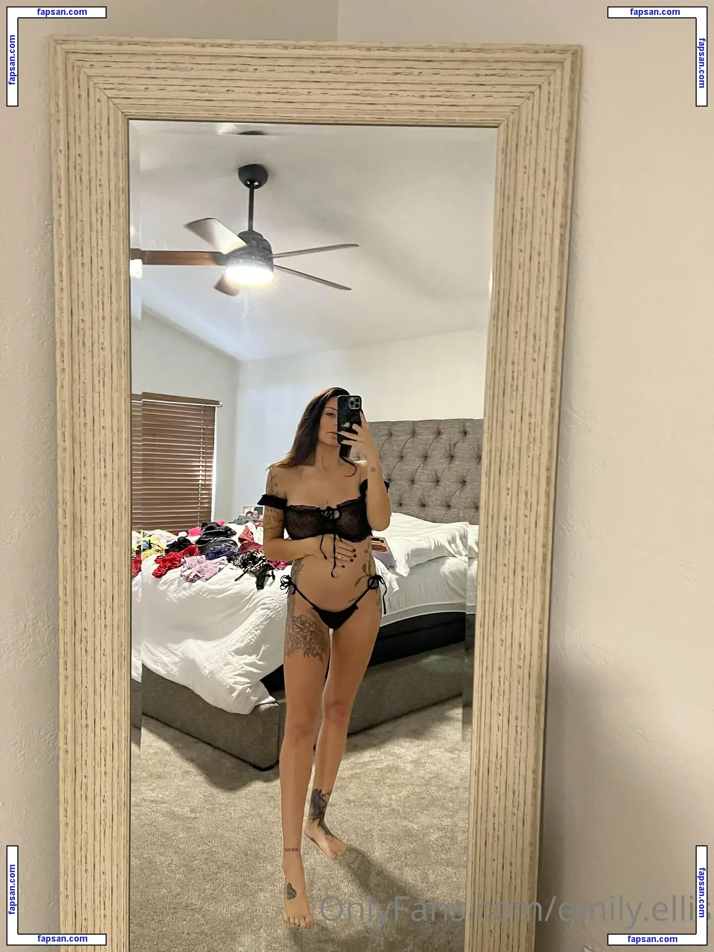 emily.kat nude photo #0016 from OnlyFans