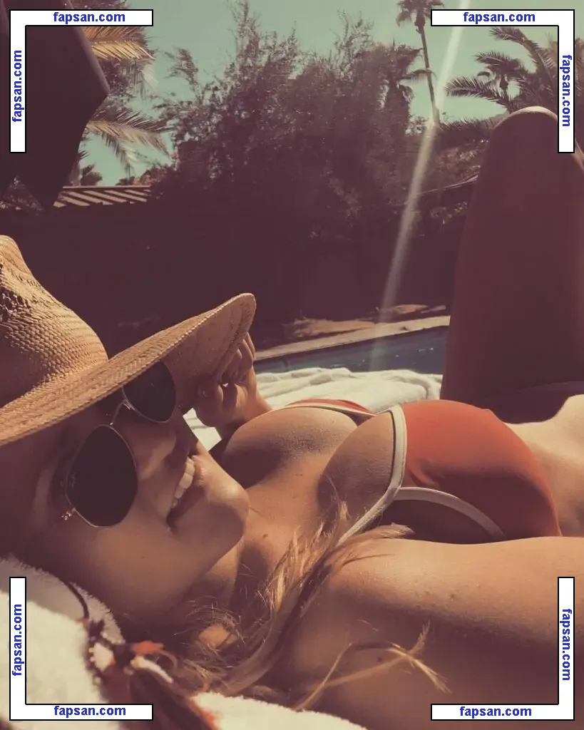 Emily Os nude photo #0017 from OnlyFans