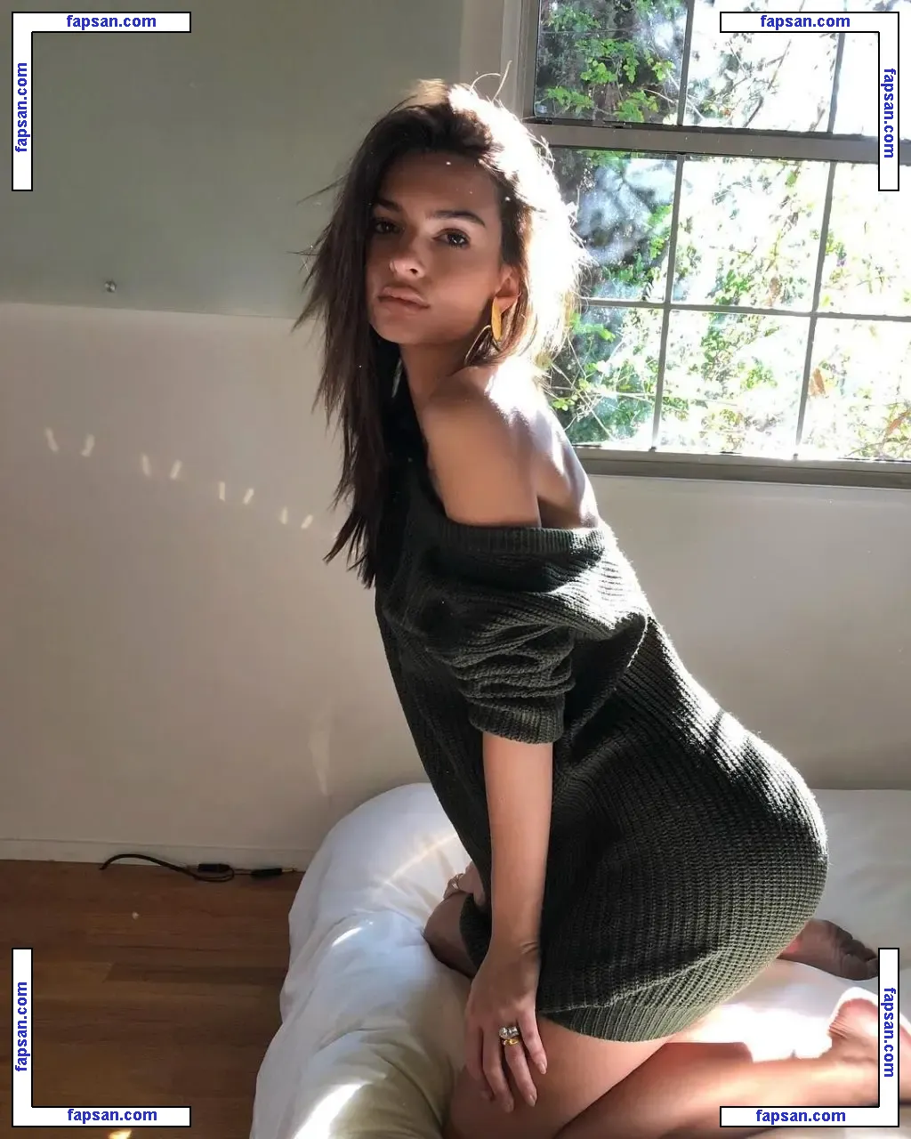 Emily Ratajkowski голая фото #0400 с Онлифанс