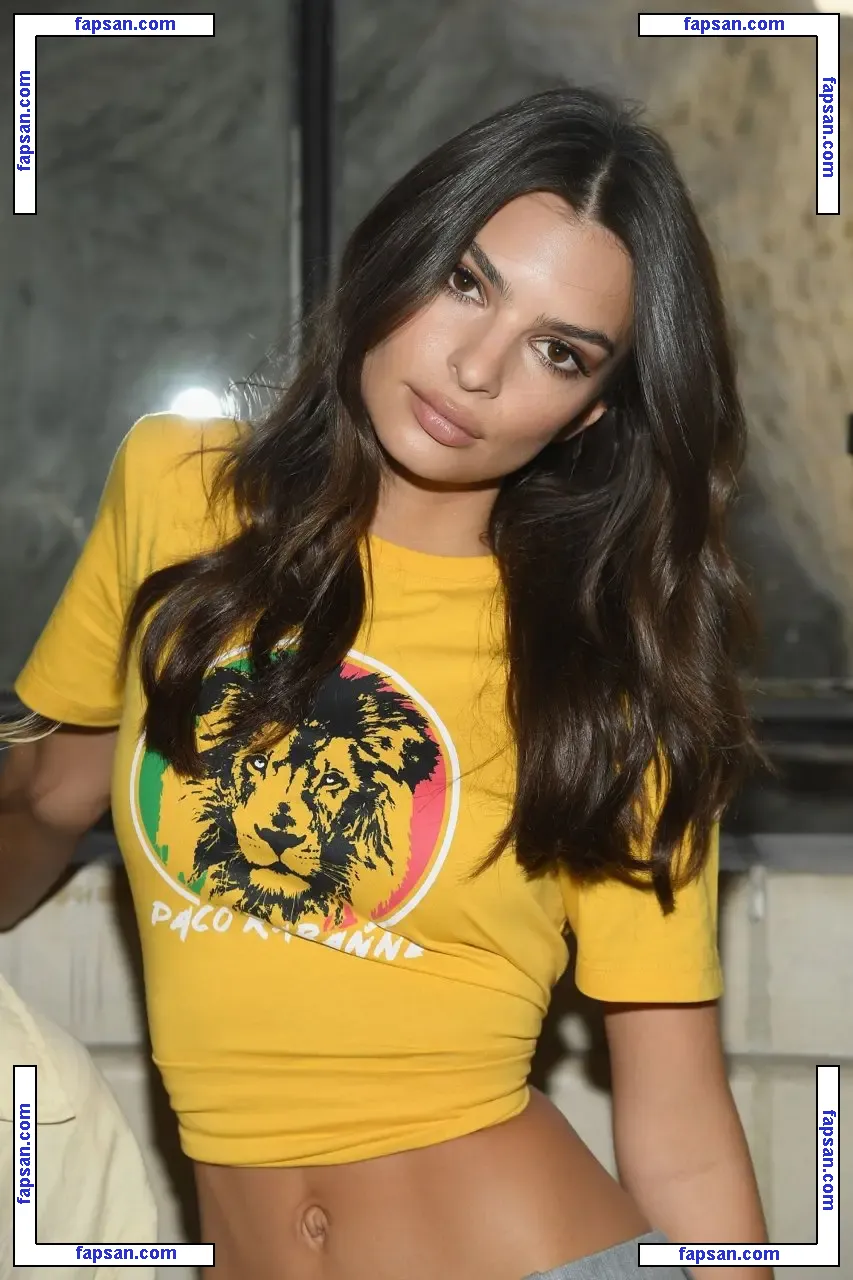 Emily Ratajkowski голая фото #0762 с Онлифанс