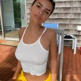 Emily Ratajkowski голая #9233