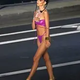 Emily Ratajkowski голая #10705