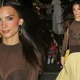Emily Ratajkowski голая #10949