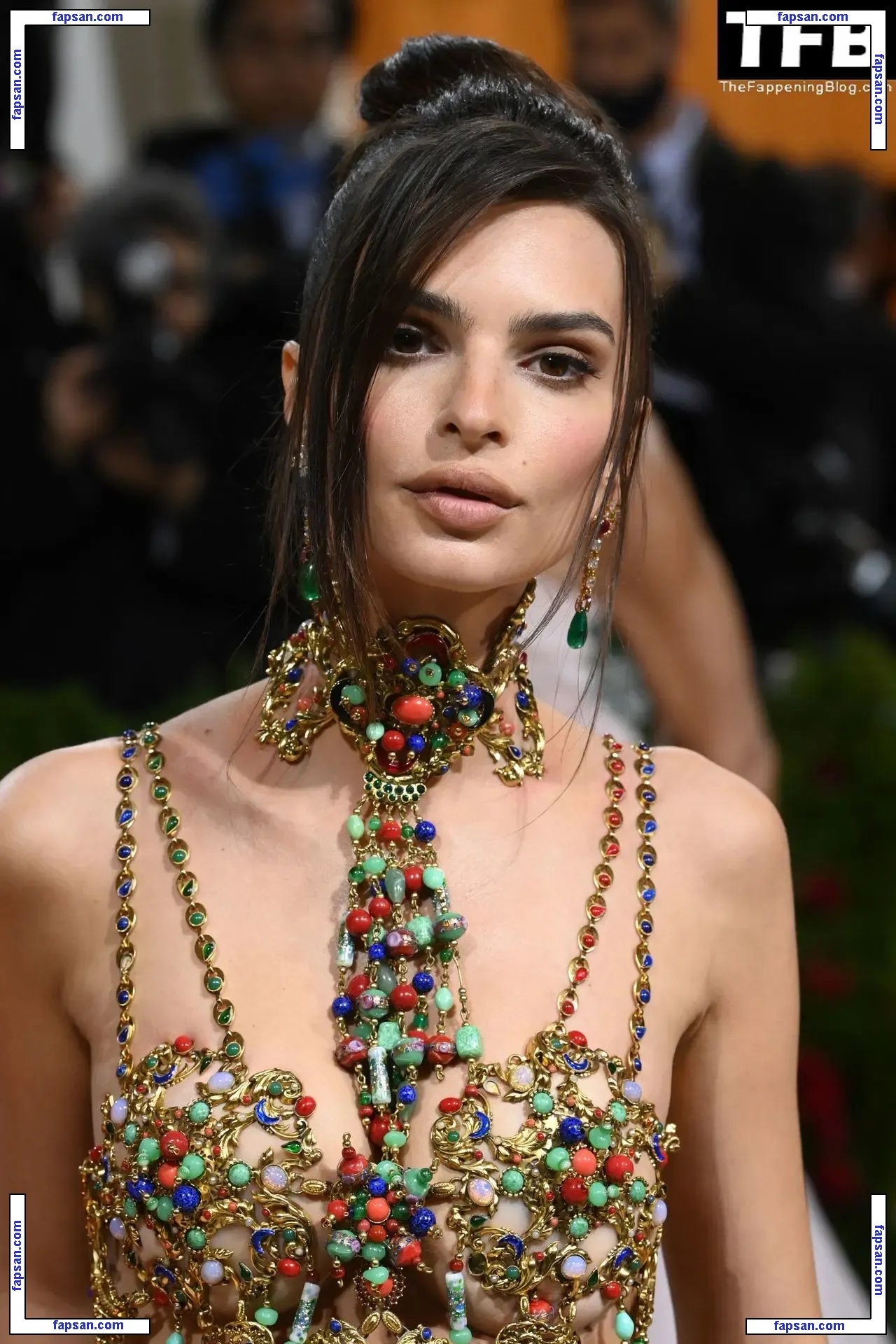 Emily Ratajkowski голая фото #11393 с Онлифанс