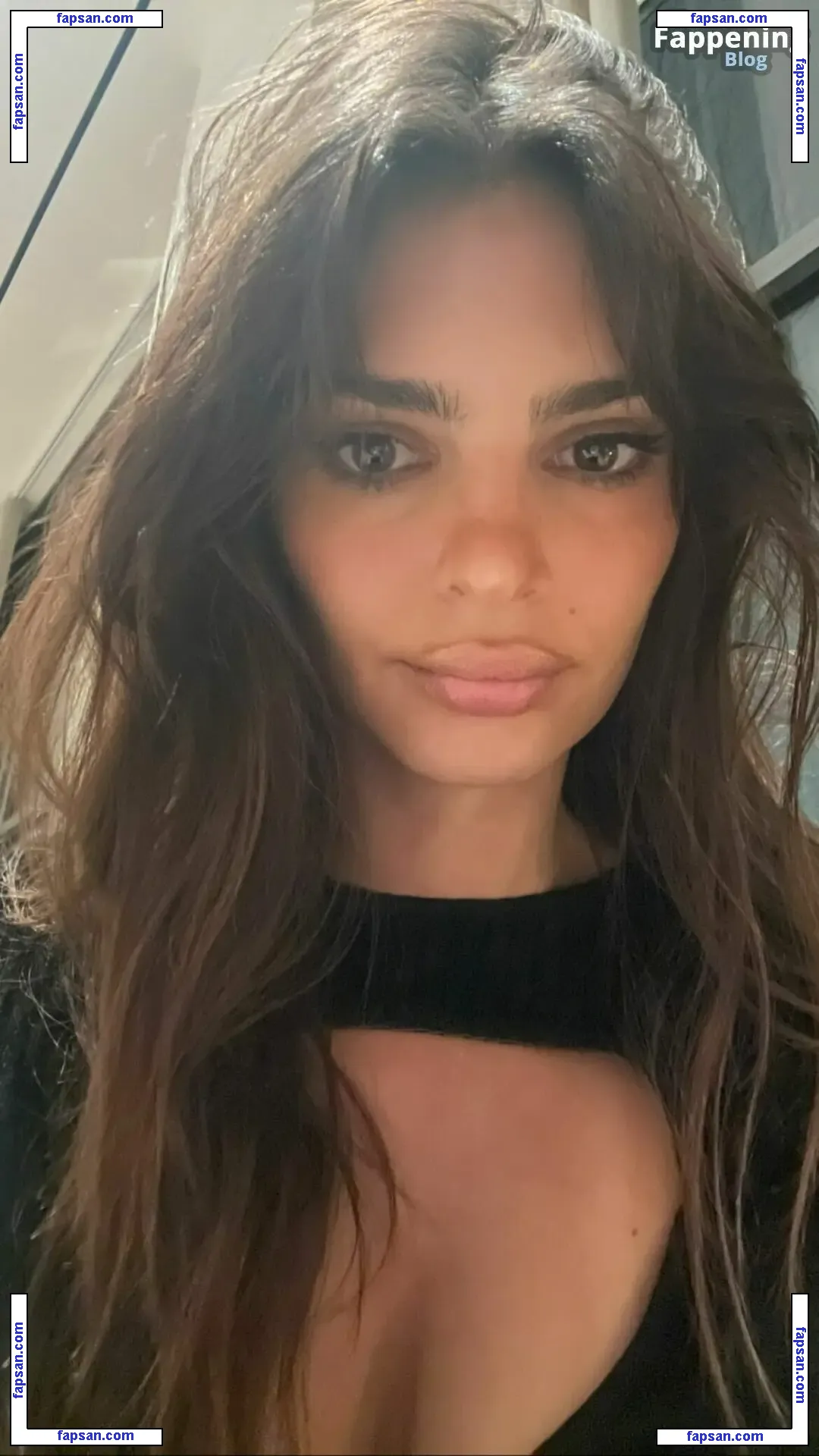 Emily Ratajkowski голая фото #12928 с Онлифанс