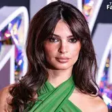 Emily Ratajkowski голая #15765