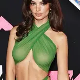 Emily Ratajkowski голая #15912