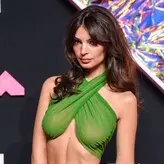 Emily Ratajkowski голая #15923