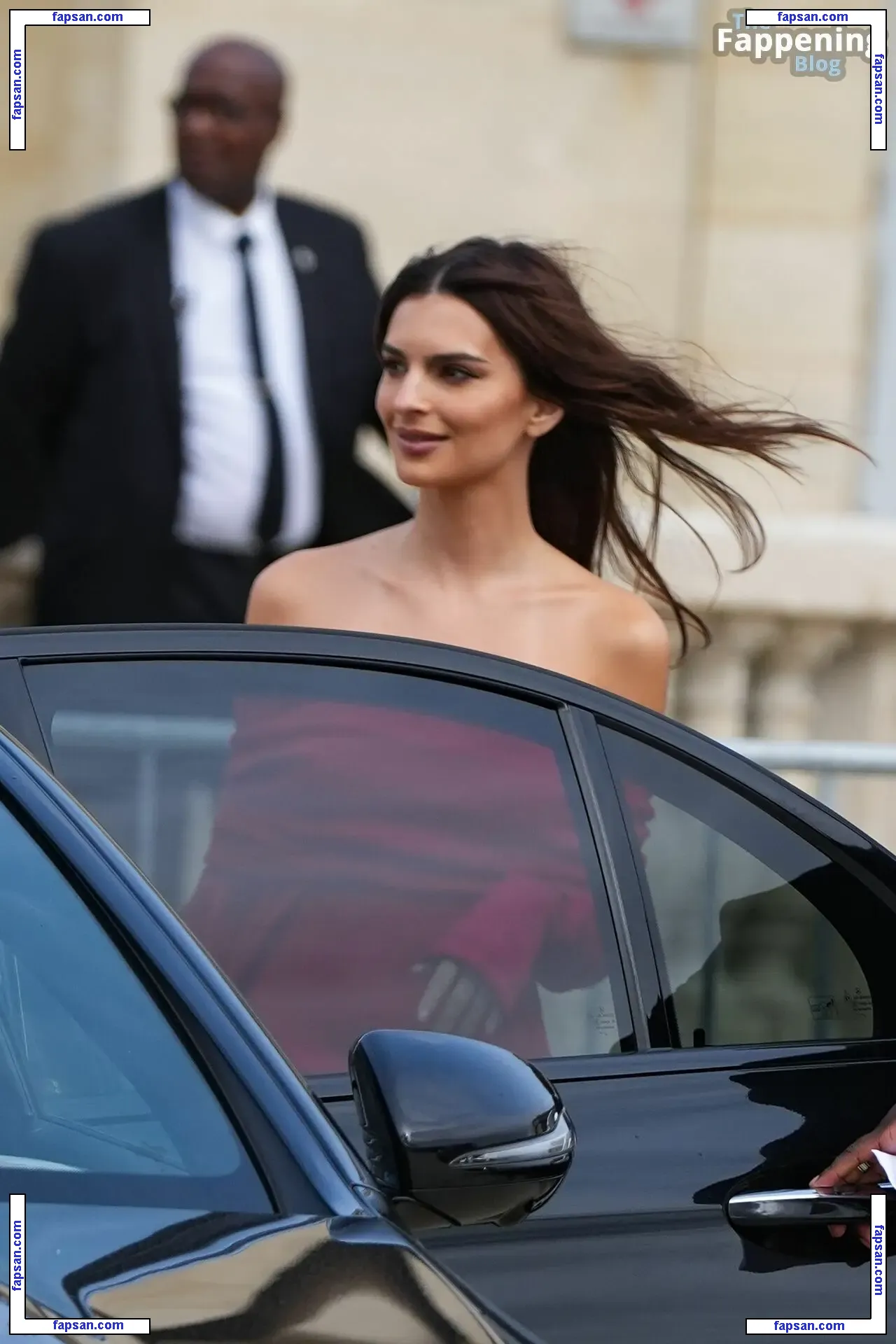 Emily Ratajkowski nude photo #16080 from OnlyFans