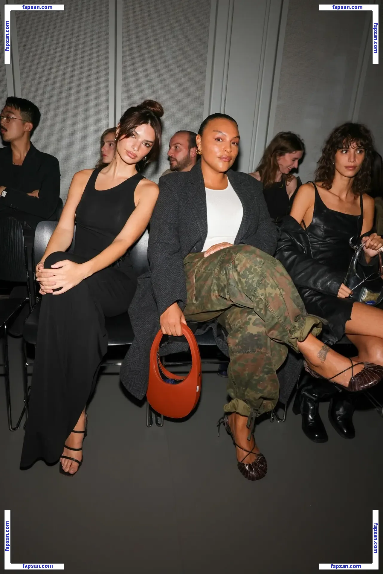 Emily Ratajkowski nude photo #16141 from OnlyFans