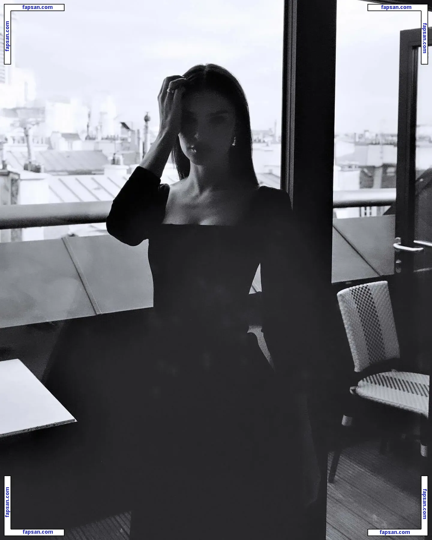 Emily Ratajkowski nude photo #16173 from OnlyFans