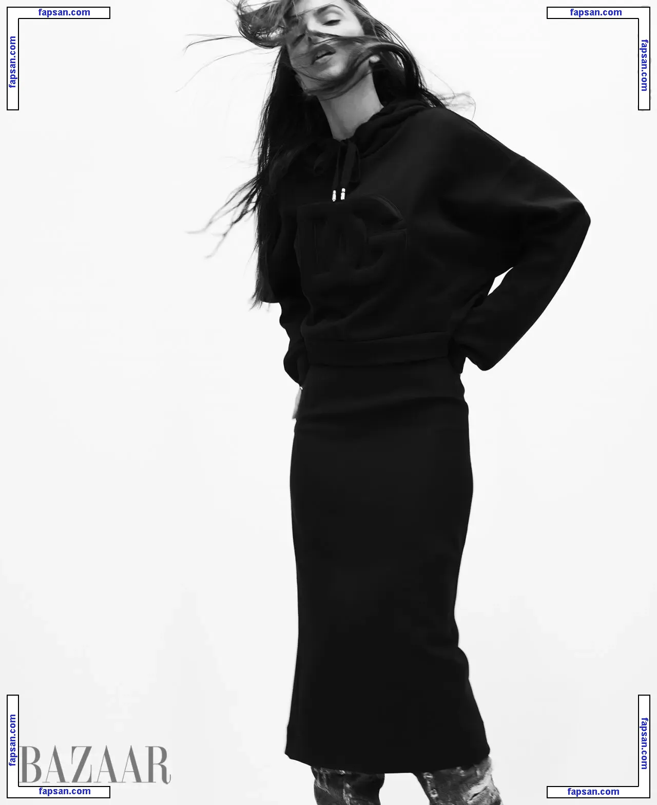 Emily Ratajkowski nude photo #16302 from OnlyFans