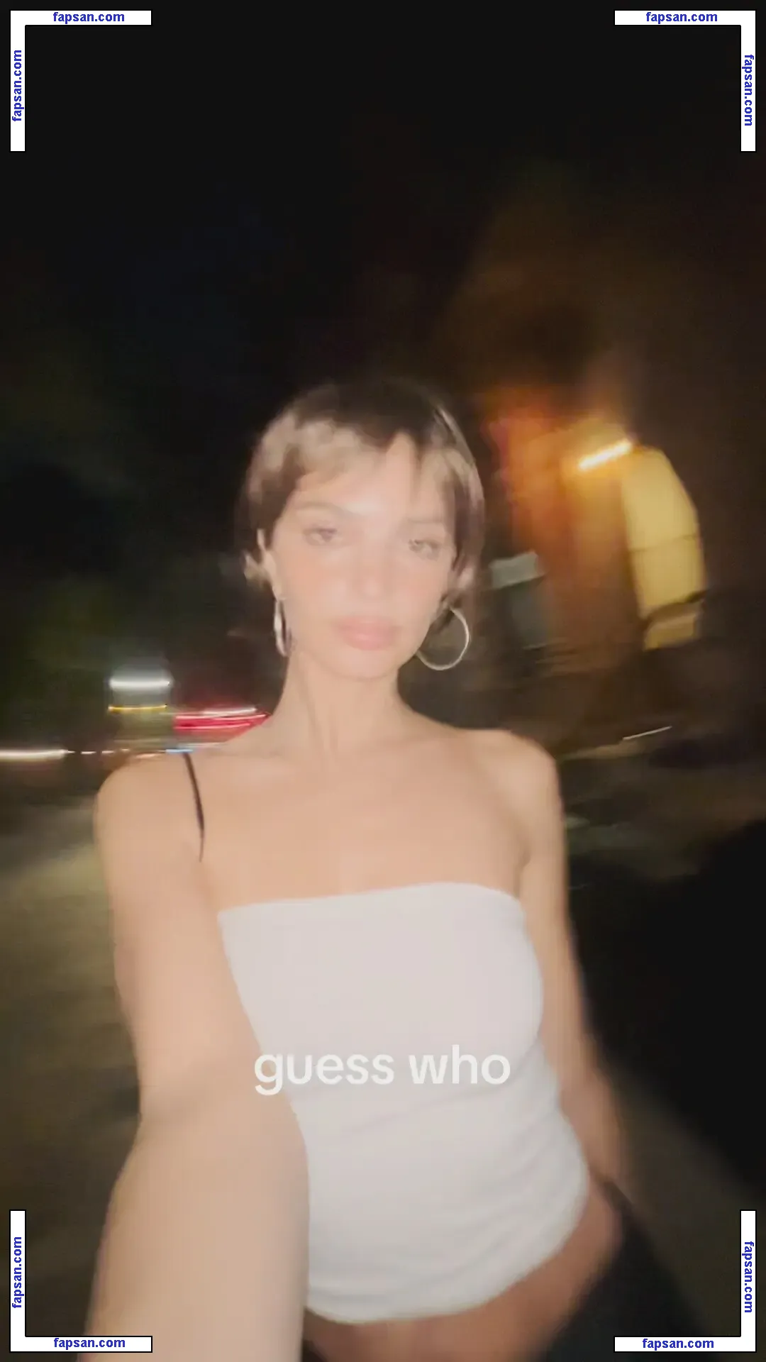 Emily Ratajkowski nude photo #16479 from OnlyFans