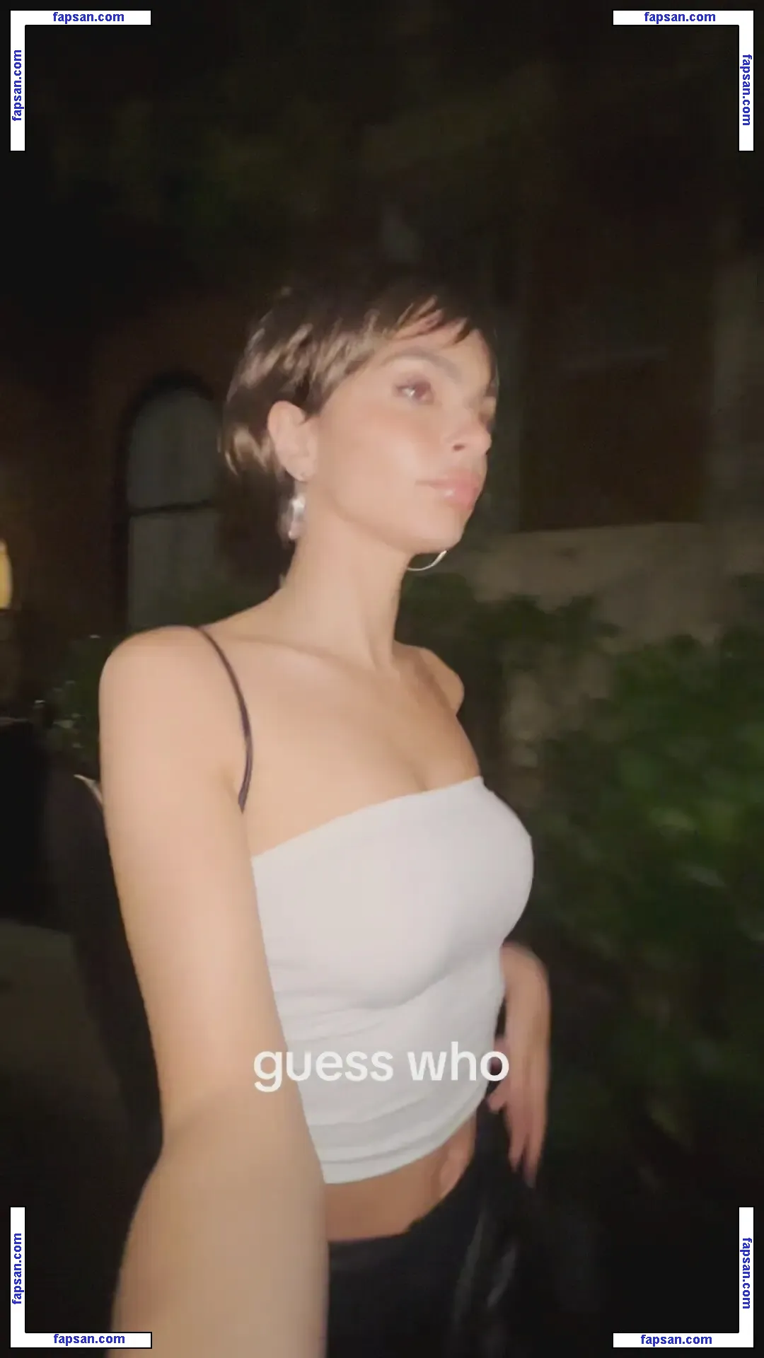 Emily Ratajkowski nude photo #16490 from OnlyFans