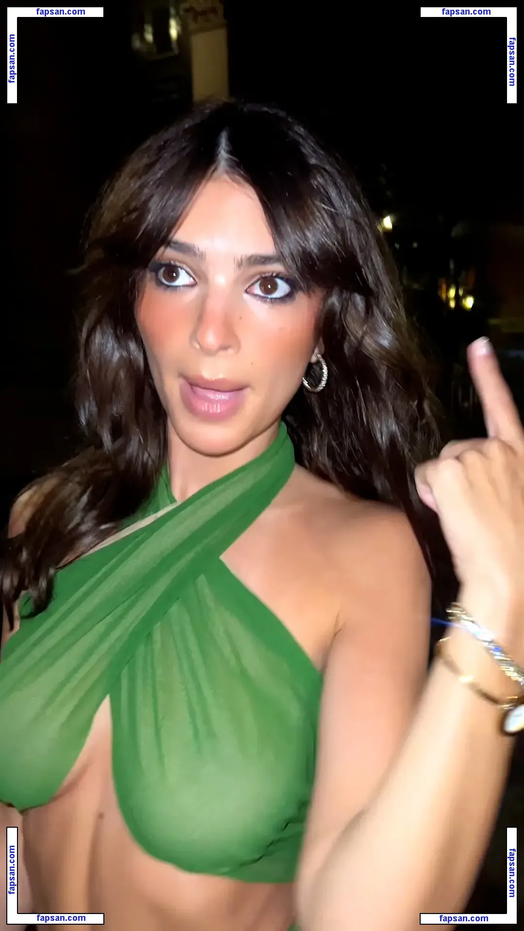 Emily Ratajkowski nude photo #16495 from OnlyFans