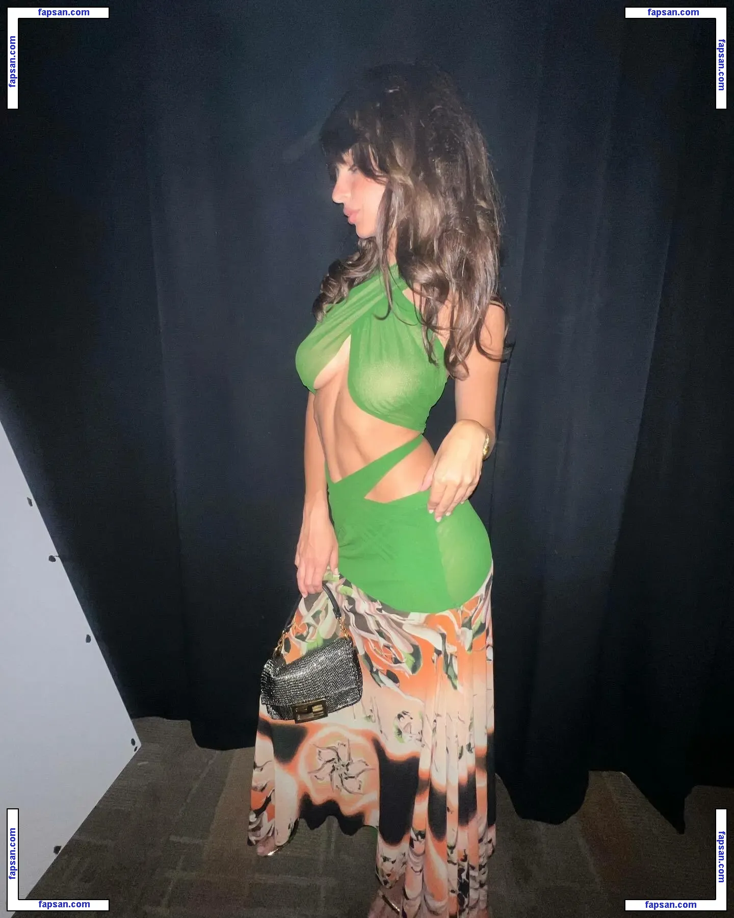 Emily Ratajkowski nude photo #16499 from OnlyFans
