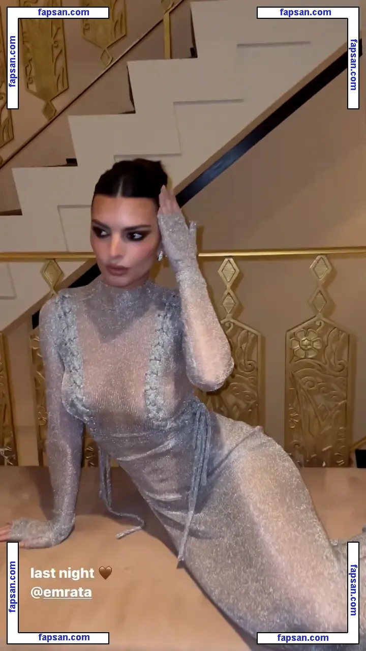 Emily Ratajkowski nude photo #16511 from OnlyFans