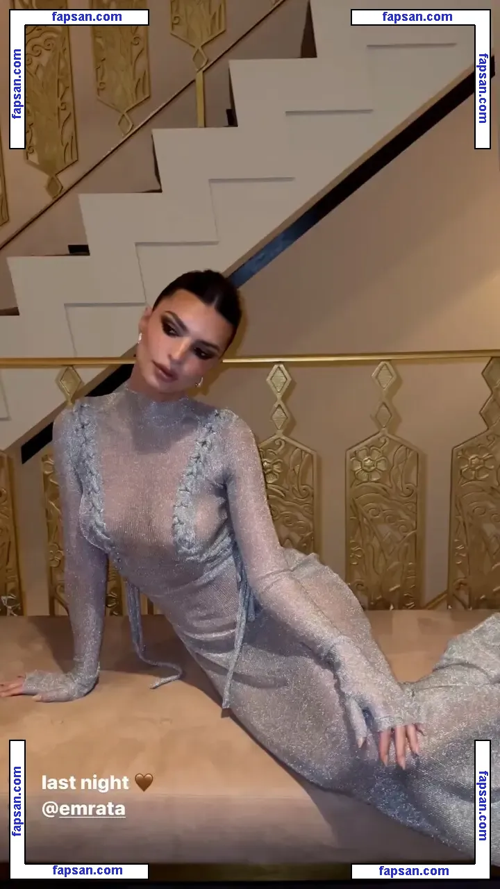 Emily Ratajkowski nude photo #16518 from OnlyFans