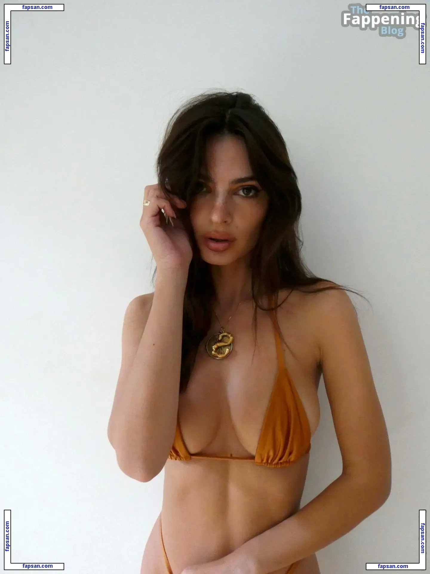Emily Ratajkowski nude photo #16671 from OnlyFans