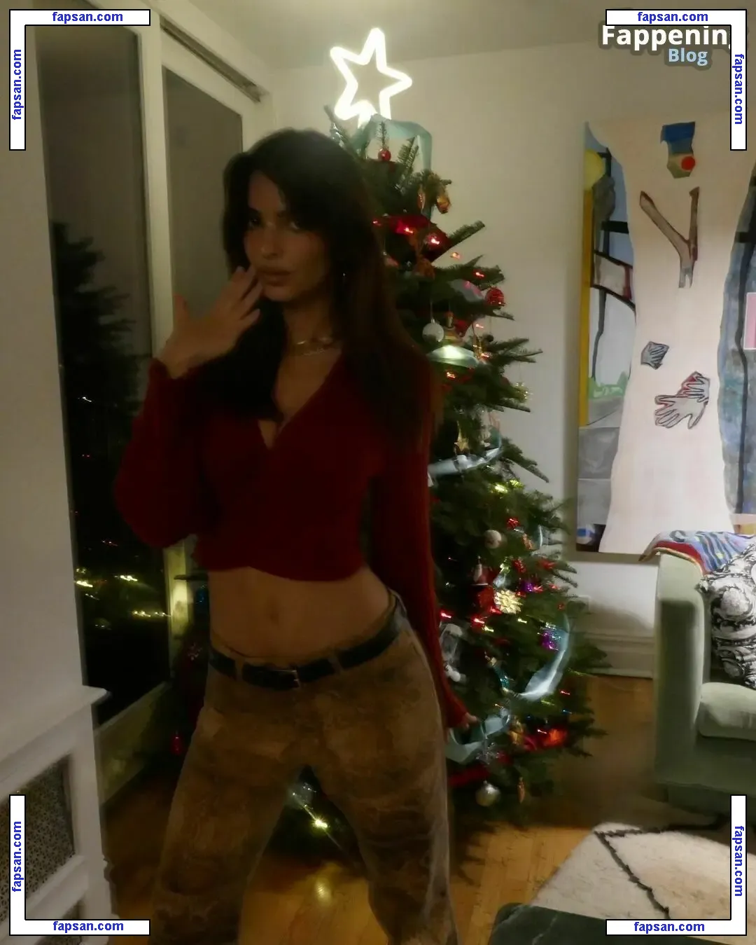 Emily Ratajkowski nude photo #16718 from OnlyFans
