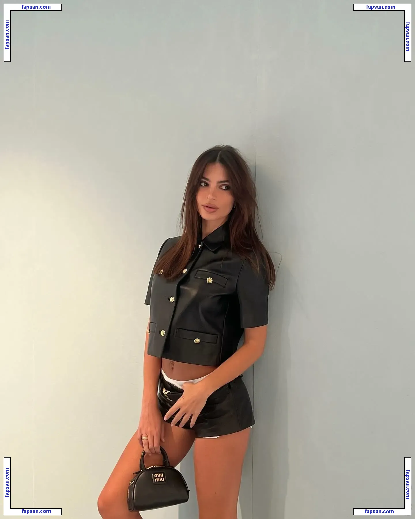 Emily Ratajkowski nude photo #16803 from OnlyFans
