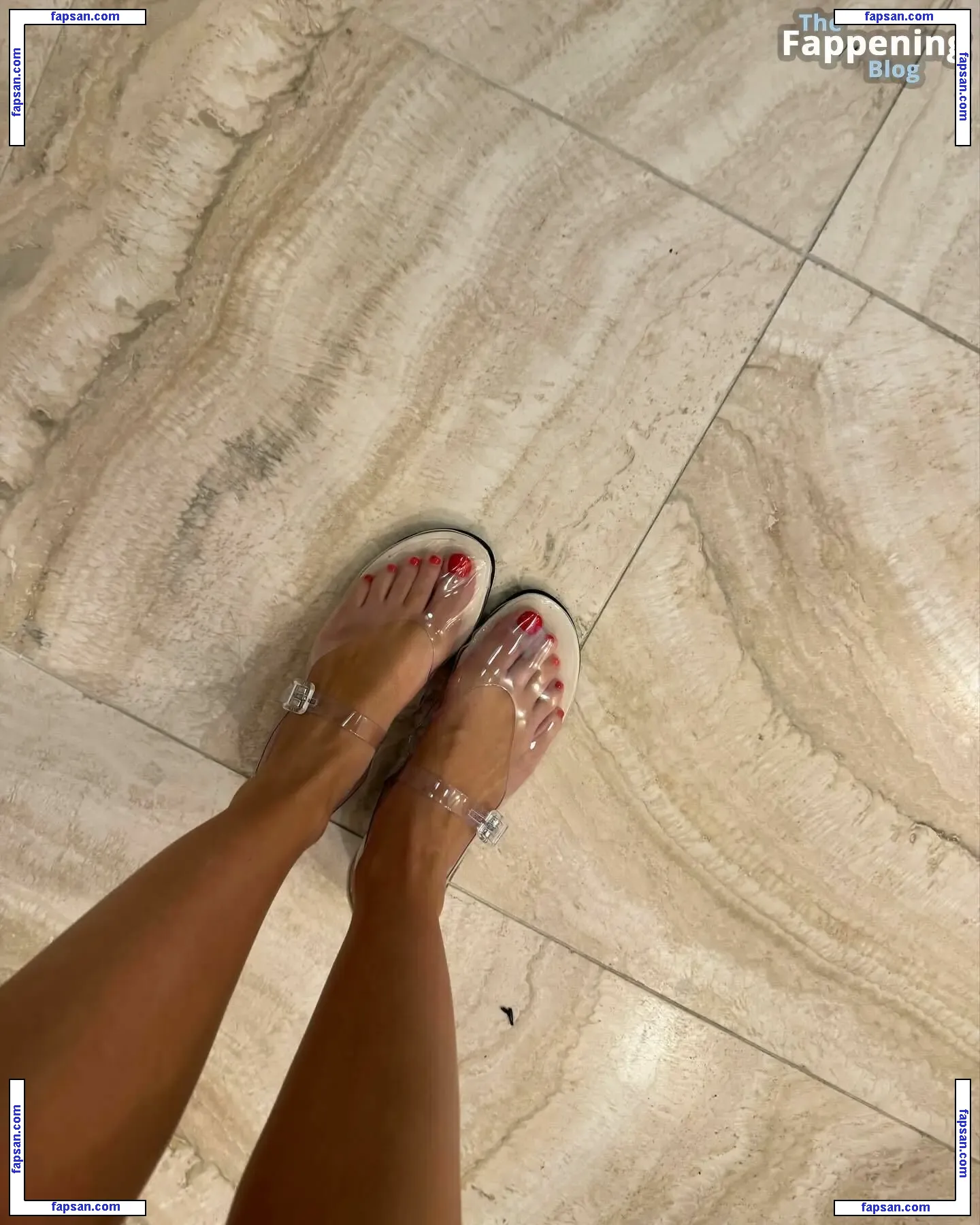 Emily Ratajkowski nude photo #16892 from OnlyFans