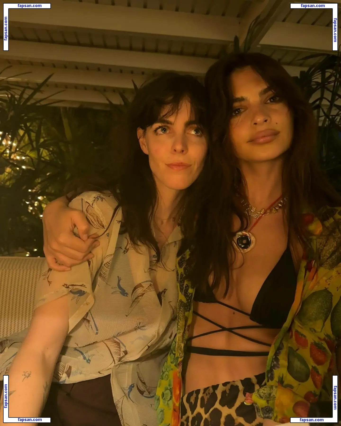 Emily Ratajkowski nude photo #16974 from OnlyFans