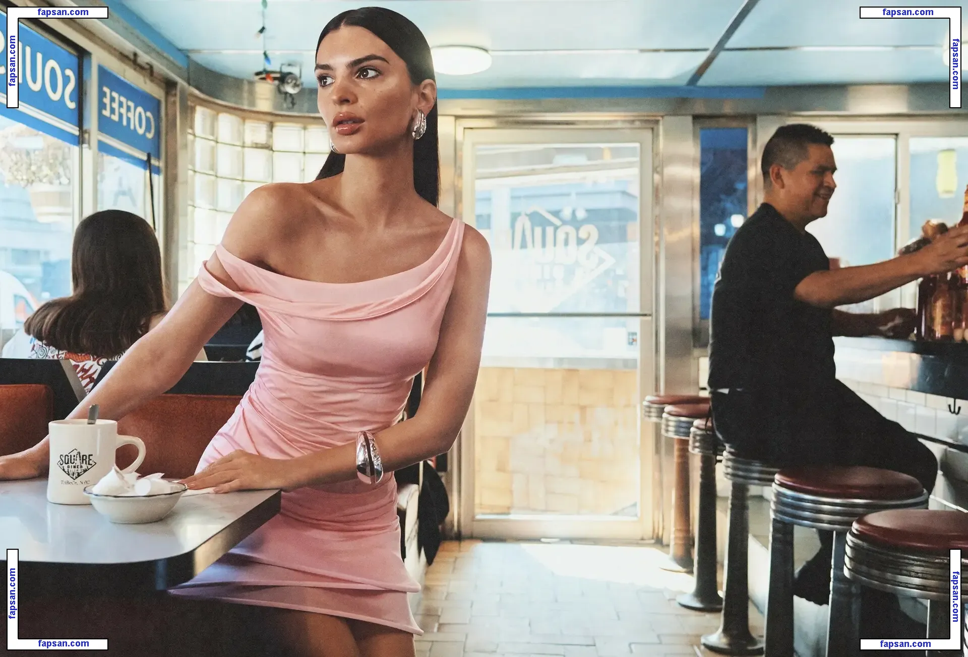 Emily Ratajkowski nude photo #17061 from OnlyFans