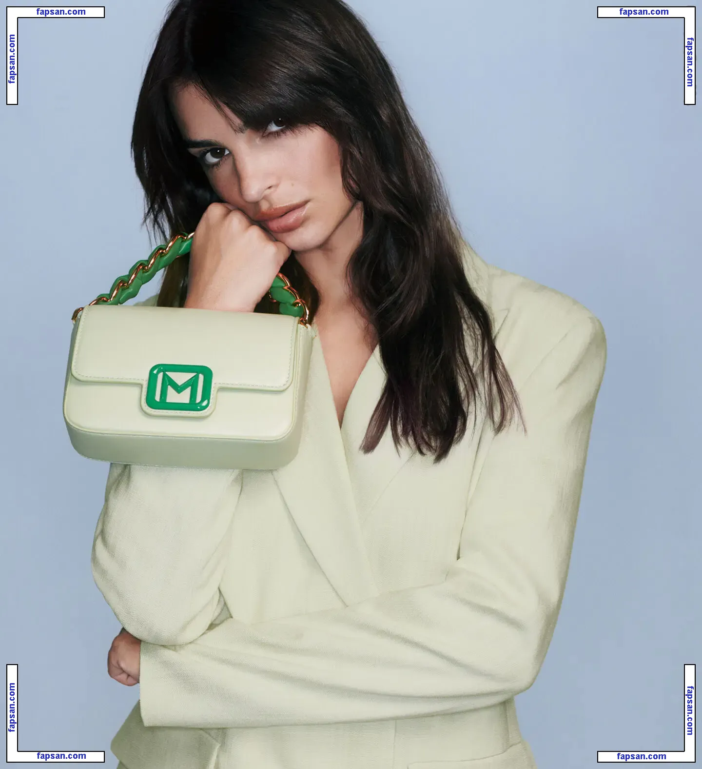 Emily Ratajkowski nude photo #17125 from OnlyFans