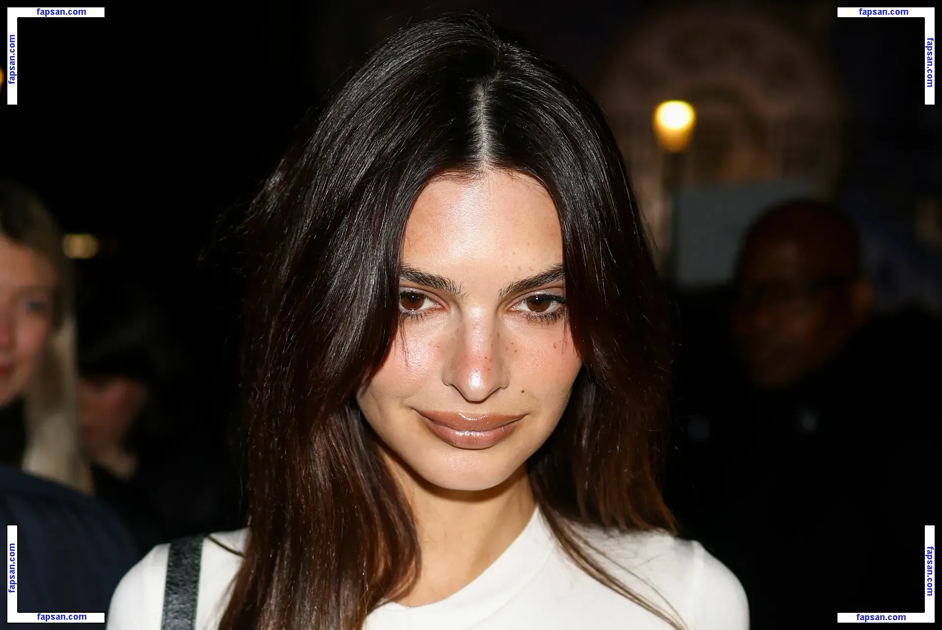 Emily Ratajkowski nude photo #17195 from OnlyFans