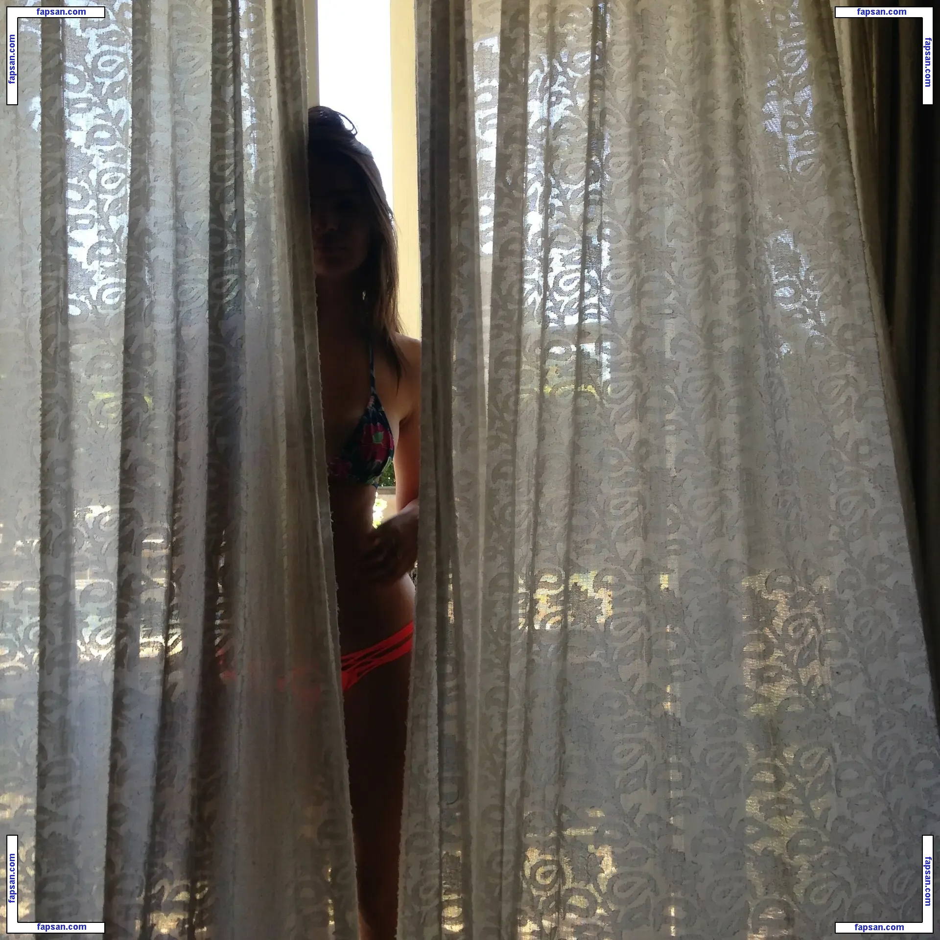 Emily Ratajkowski nude photo #17272 from OnlyFans